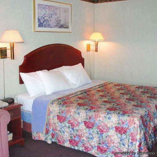 Budget Inn Alcoa Bagian luar foto